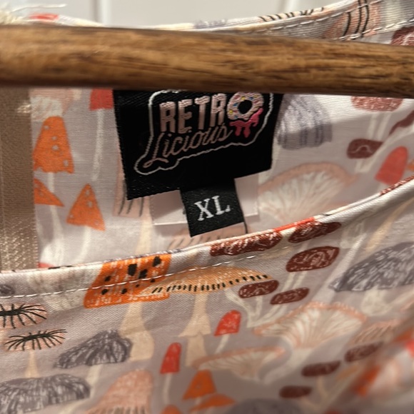 Retrolicious Mushroom Pocketed Dress With Pink Wrap Cardigan - Picture 8 of 15